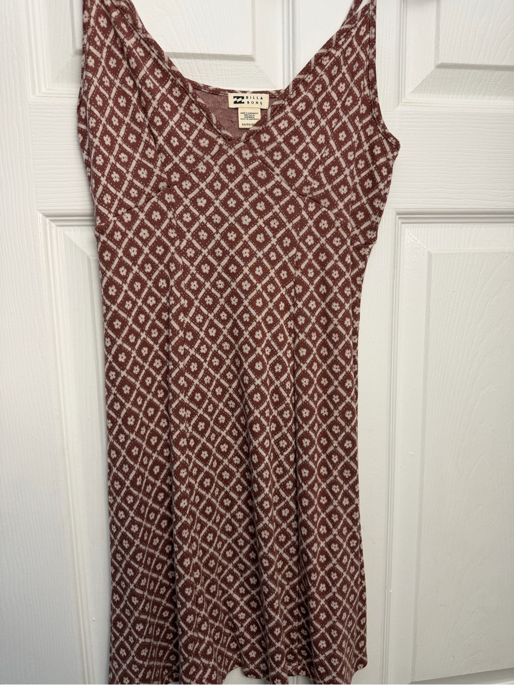 Billabong Rust and Cream Diamond-Pattern Midi Dress